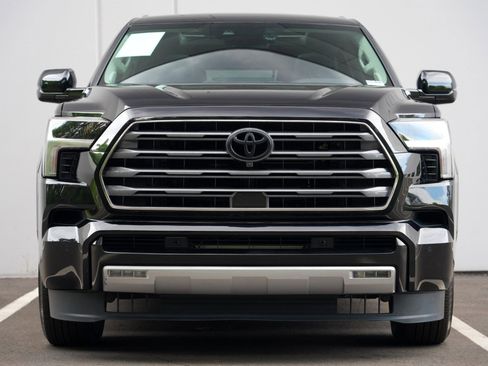 Used 2024 Toyota Sequoia Limited RWD image 7