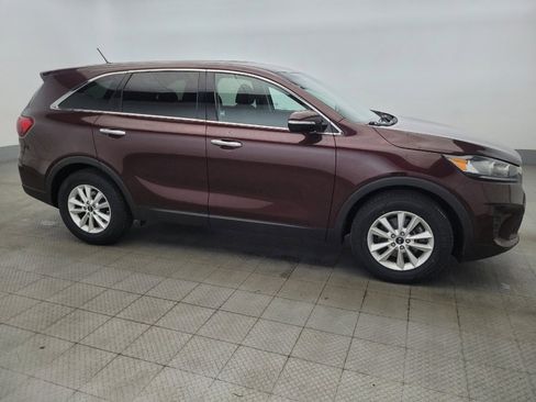 Used 2020 Kia Sorento LX image 11