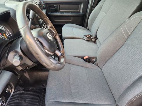 Used 2022 RAM 5500 Tradesman w/ Chrome Appearance Group image 14