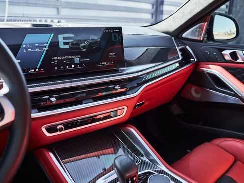 Used 2026 BMW X6 M Competition w/ Executive Package image 66