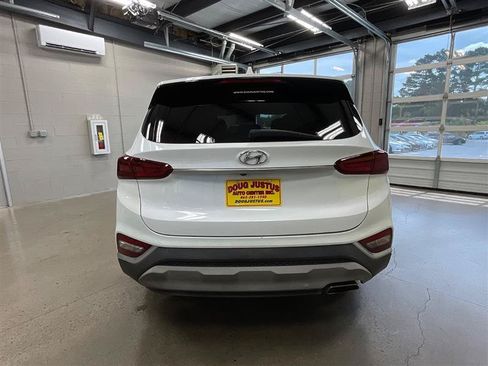 Used 2020 Hyundai Santa Fe SEL FWD image 4
