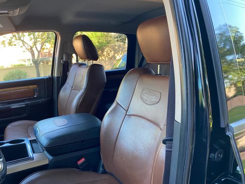 Used 2014 RAM 2500 Longhorn w/ Convenience Group AWD/4WD image 24