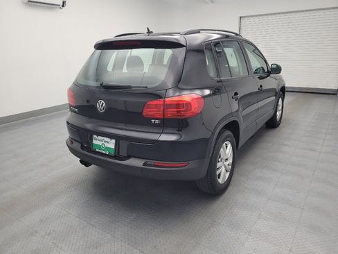Used 2016 Volkswagen Tiguan S FWD image 9