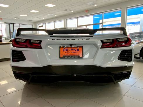 Used 2023 Chevrolet Corvette Stingray Coupe w/ Z51 Performance Package image 10