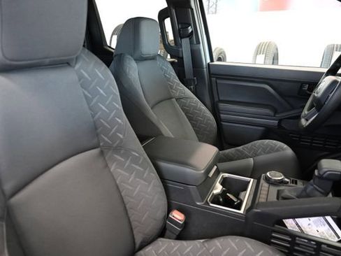 New 2026 Toyota Tacoma SR5 AWD/4WD image 9