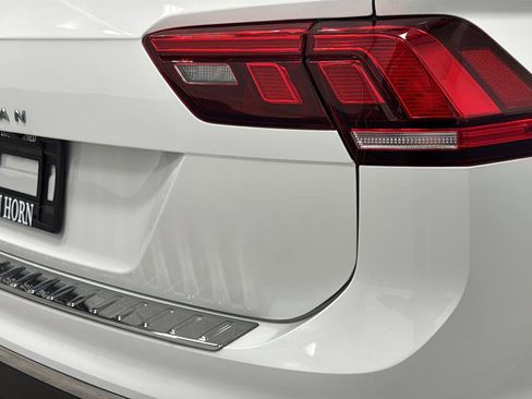 Used 2024 Volkswagen Tiguan S image 36