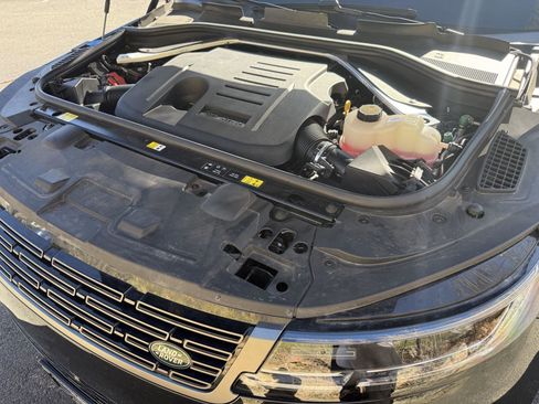 Certified 2024 Land Rover Range Rover Sport SE image 41