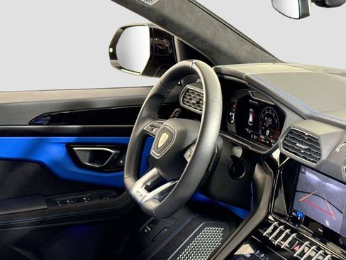 Used 2024 Lamborghini Urus S AWD/4WD image 37