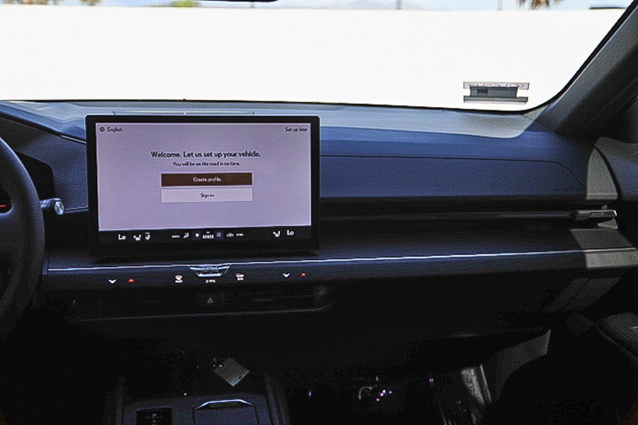 Used 2026 Lexus ES 350h w/ Convenience Package FWD image 13