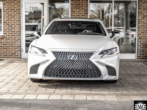 Used 2020 Lexus LS 500h AWD image 2