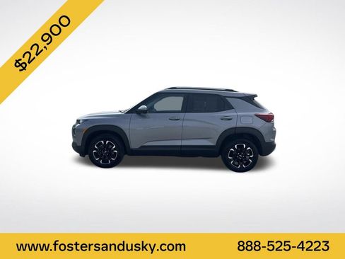 Used 2023 Chevrolet TrailBlazer LT w/ Convenience Package AWD/4WD image 2