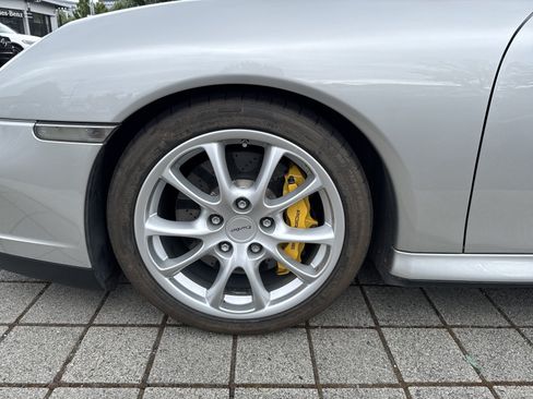 Used 2004 Porsche 911 Turbo AWD/4WD image 9