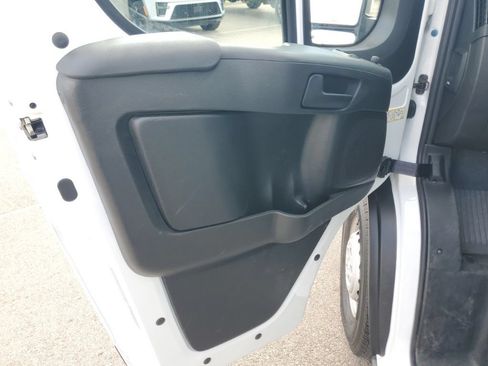 Used 2026 RAM ProMaster 2500 w/ Convenience Group FWD image 7