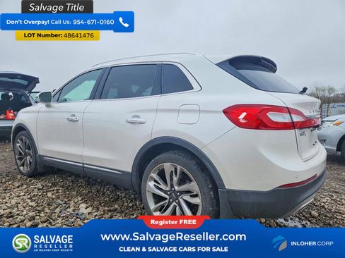 Used 2017 Lincoln MKX Reserve w/ Lincoln MKX Climate Package FWD image 3