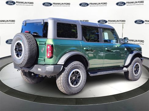 New 2025 Ford Bronco Outer Banks w/ Sasquatch Package image 5