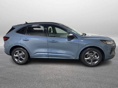 Used 2023 Ford Escape ST-Line w/ Equipment Group 301A image 6