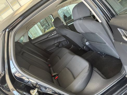 Used 2019 Honda Civic EX image 28
