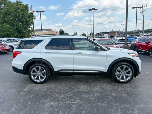 Used 2020 Ford Explorer Platinum AWD/4WD image 22