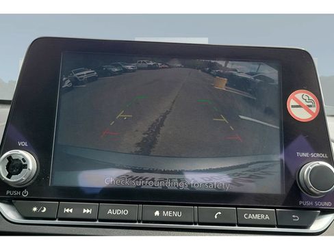 Used 2025 Nissan Altima 2.5 SV FWD image 12
