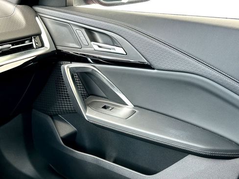 Certified 2025 BMW X2 xDrive28i image 26