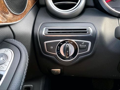 Used 2017 Mercedes-Benz C 300 Sedan image 35