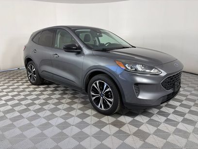 Used 2022 Ford Escape SE w/ SE Sport Appearance Package