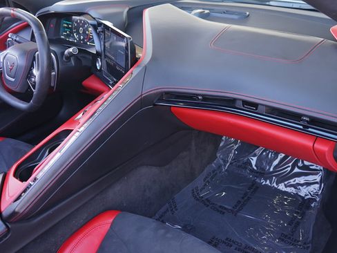 Used 2023 Chevrolet Corvette Stingray Premium Conv w/ Stealth Interior Trim Package image 16