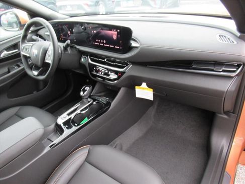 New 2025 Buick Envista Avenir image 11