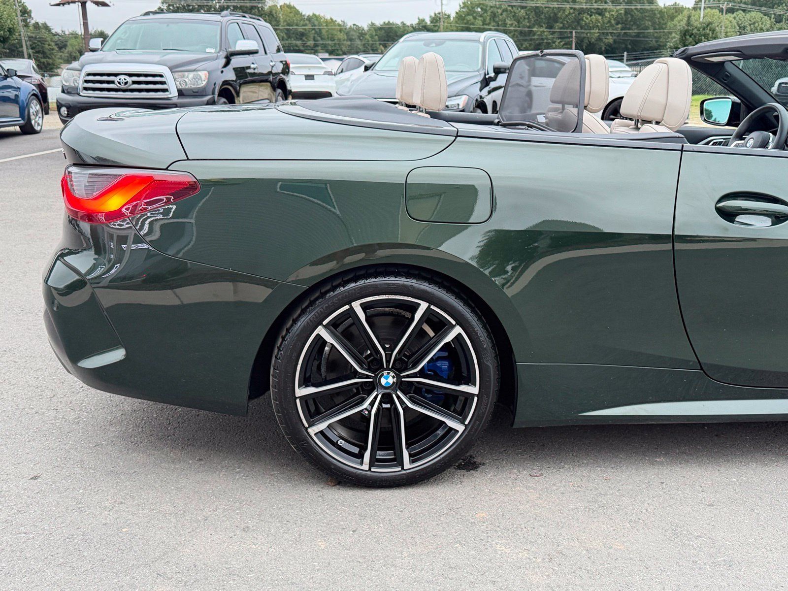 Used 2022 BMW 430i Convertible w/ M Sport Package RWD image 13