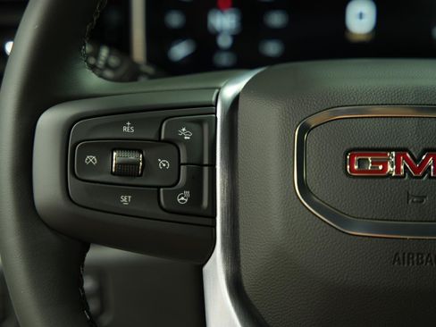 New 2026 GMC Sierra 1500 SLT AWD/4WD image 31