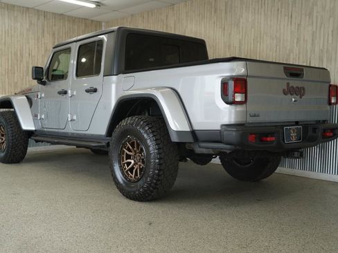 Used 2020 Jeep Gladiator Rubicon w/ Cold Weather Group image 7