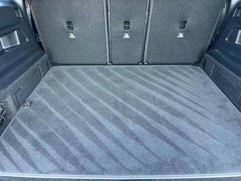 Used 2025 Mercedes-Benz GLB 250 GLB 250 4D Sport Utility 4MATI image 19