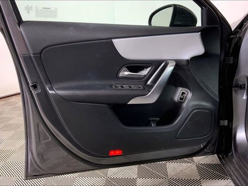 Used 2022 Mercedes-Benz A 220 image 22