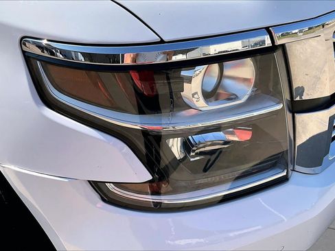 Used 2020 Chevrolet Tahoe Premier AWD/4WD image 27
