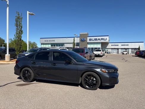 Used 2025 Honda Civic Sport image 1