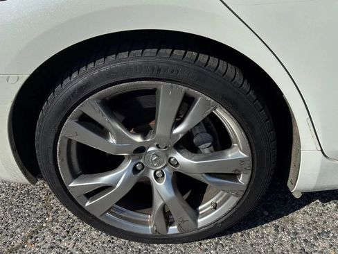 Used 2018 INFINITI Q70 L 3.7 AWD/4WD image 9
