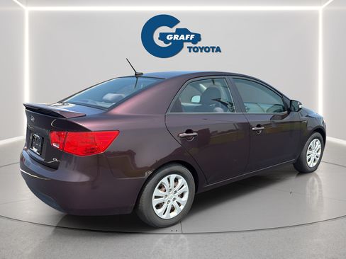 Used 2010 Kia Forte EX FWD image 7