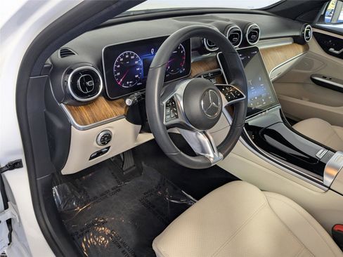 Used 2023 Mercedes-Benz C 300 Sedan image 9