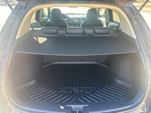 Used 2019 Honda HR-V Touring image 24
