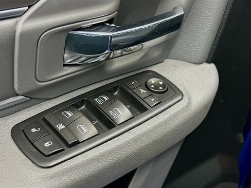 Used 2017 RAM 1500 Big Horn image 15