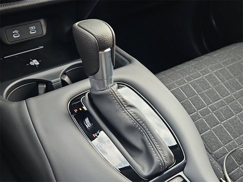 New 2026 Honda HR-V LX image 14