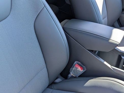 New 2026 Kia Niro EX FWD image 28