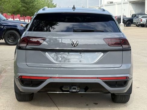 Used 2021 Volkswagen Atlas Cross Sport SEL R-Line w/ Cross Sport MDO Package FWD image 5