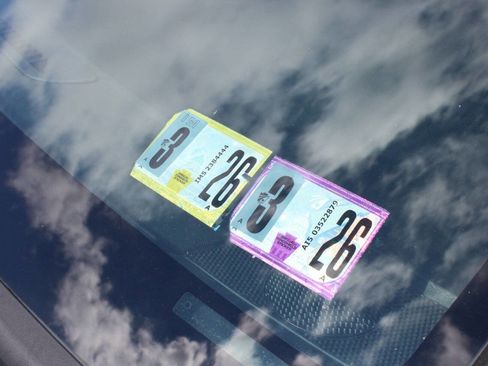 Used 2011 Mitsubishi Endeavor SE image 29