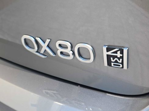 Certified 2025 INFINITI QX80 Sensory image 6