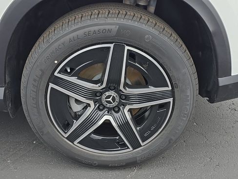 New 2026 Mercedes-Benz GLC 300 4MATIC image 7