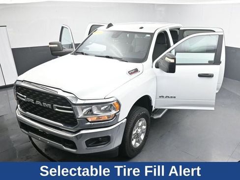 Used 2024 RAM 2500 Big Horn image 36