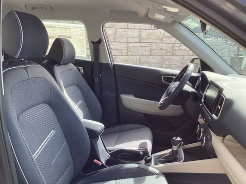 New 2026 Hyundai Venue SEL image 17