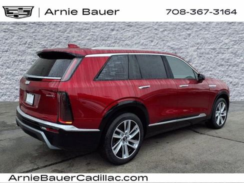 New 2026 Cadillac Vistiq Luxury image 4