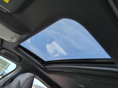 New 2026 MAZDA MAZDA3 2.5 S Hatchback w/ Premium Pkg image 10